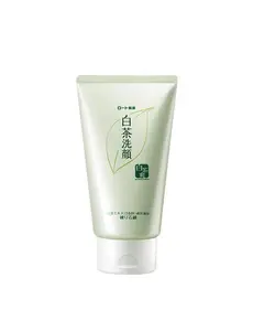 Sữa rửa mặt trà xanh Rohto Shirochasou Green Tea của Nhật Bản