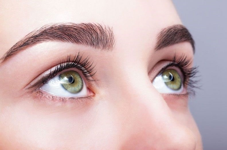 Các sản phẩm chăm sóc mắt Nhật Bản