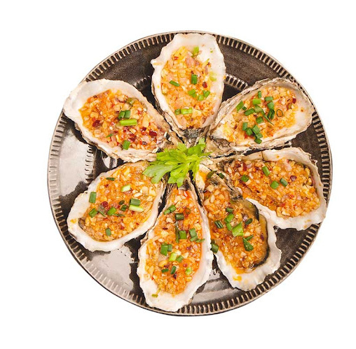 Hàu, nghêu, sò: Chứa lượng lớn Kẽm, đóng vai trò quan trọng trong việc phục hồi và phát triển chu kỳ của mái tóc