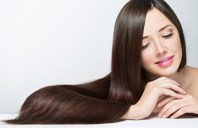 Làm sao để tóc mượt tự nhiên?